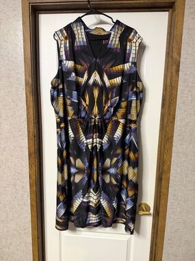 R&K Sleeveless Geometric Print Dress in Black, Purple, Cream& Gold